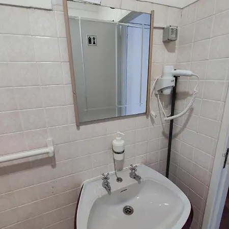 Гостевой дом With Ac In Penha De Franca, Лиссабон